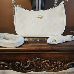 Coach White Shoulder Bag with Gold Details